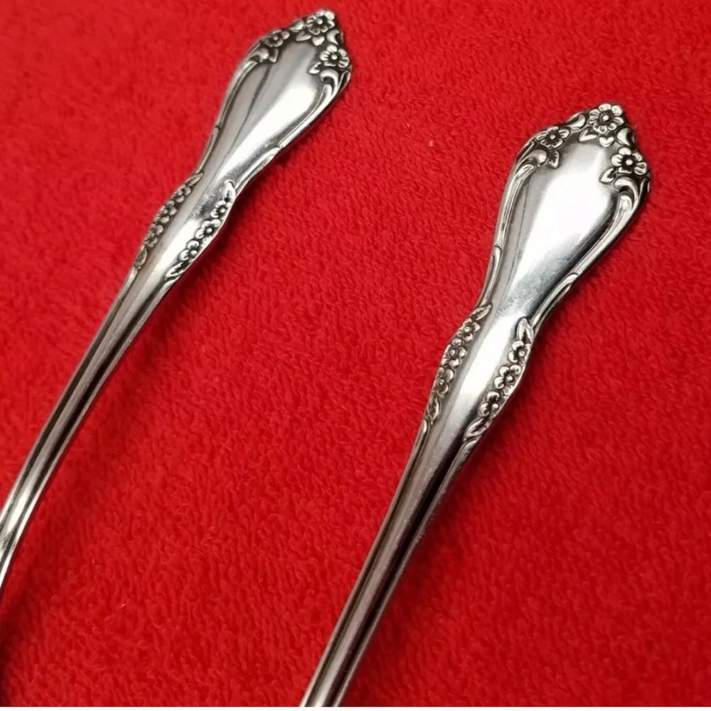 Oneida Silverware Roger Deluxe Amadeus Japan Set of 19